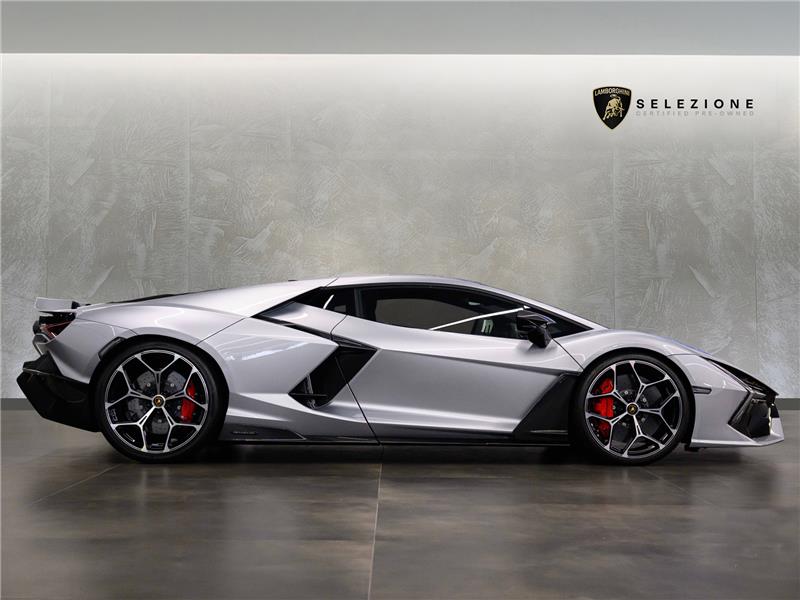 2024 Lamborghini Revuelto 6.5 V12 HPEV