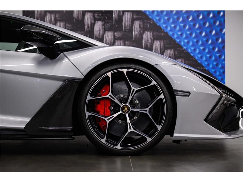 2024 Lamborghini Revuelto 6.5 V12 HPEV