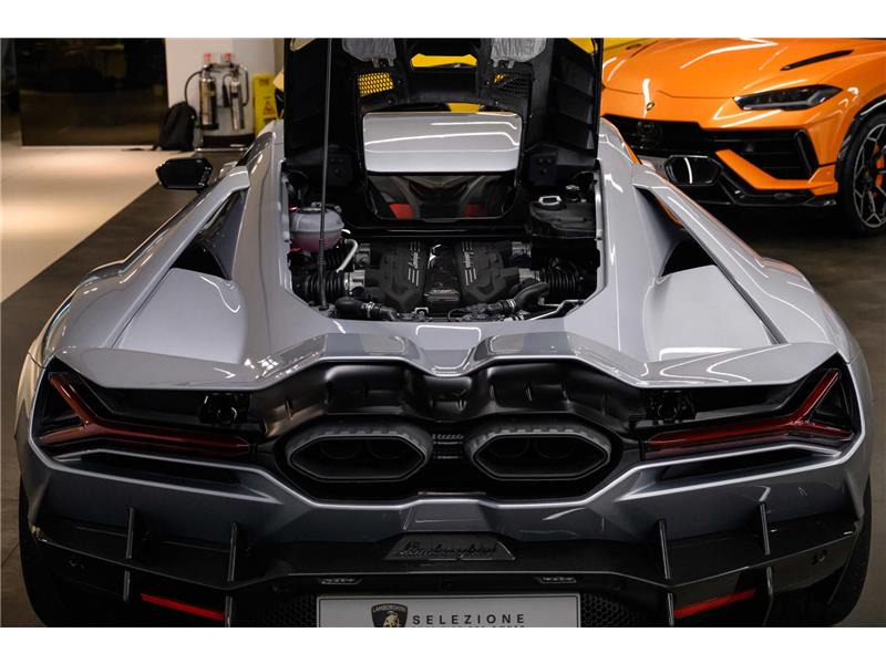 2024 Lamborghini Revuelto 6.5 V12 HPEV