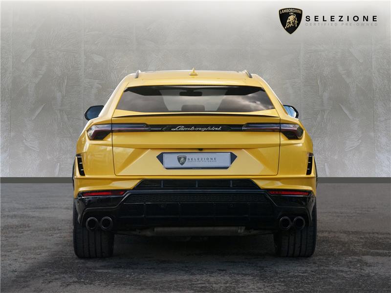 2023 Lamborghini Urus S