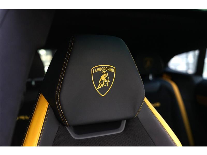 2023 Lamborghini Urus S