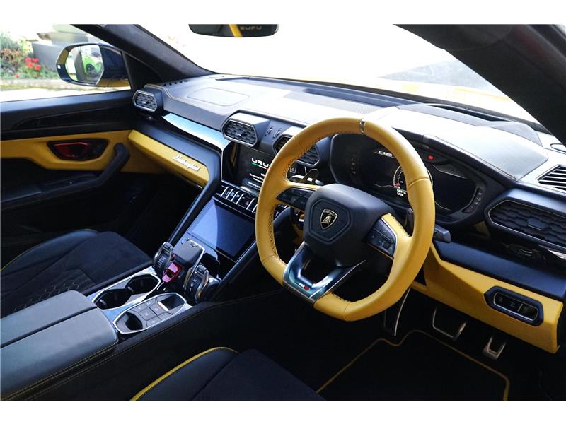 2023 Lamborghini Urus S