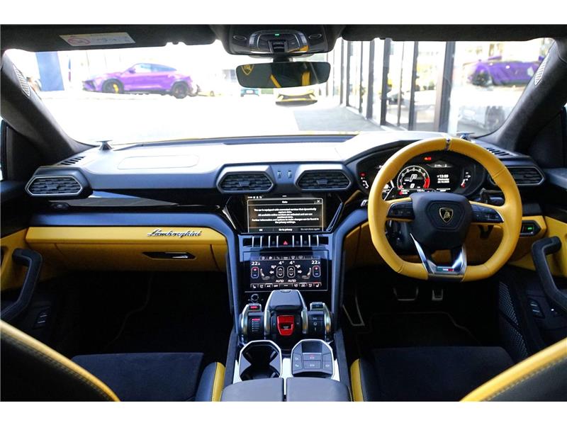 2023 Lamborghini Urus S