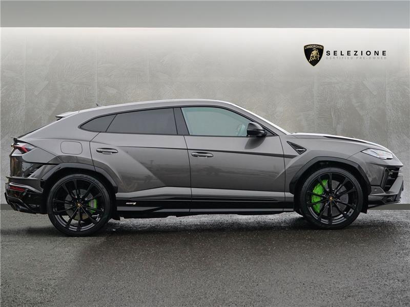 2024 Lamborghini Urus S