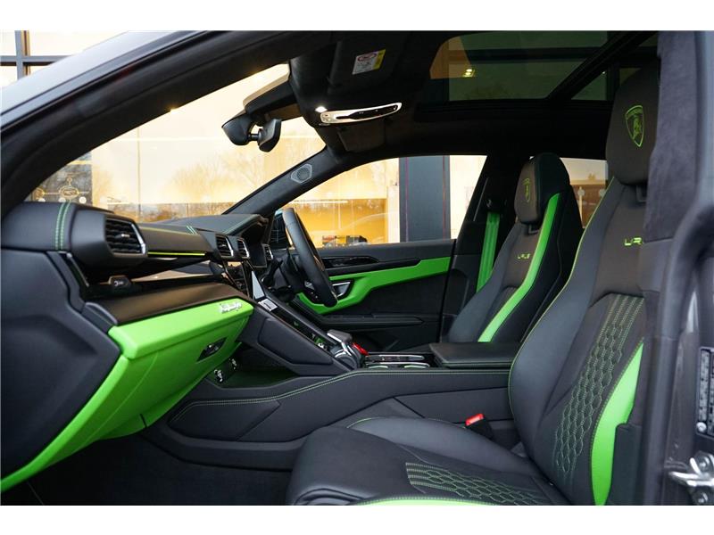 2024 Lamborghini Urus S