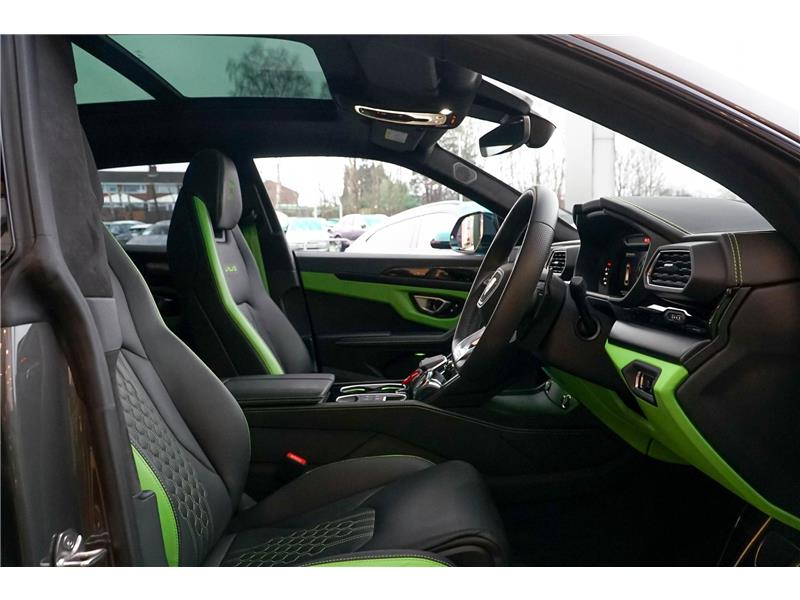 2024 Lamborghini Urus S