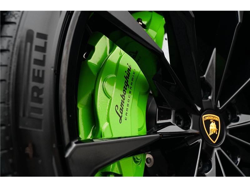 2024 Lamborghini Urus S