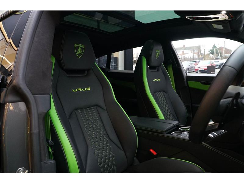 2024 Lamborghini Urus S