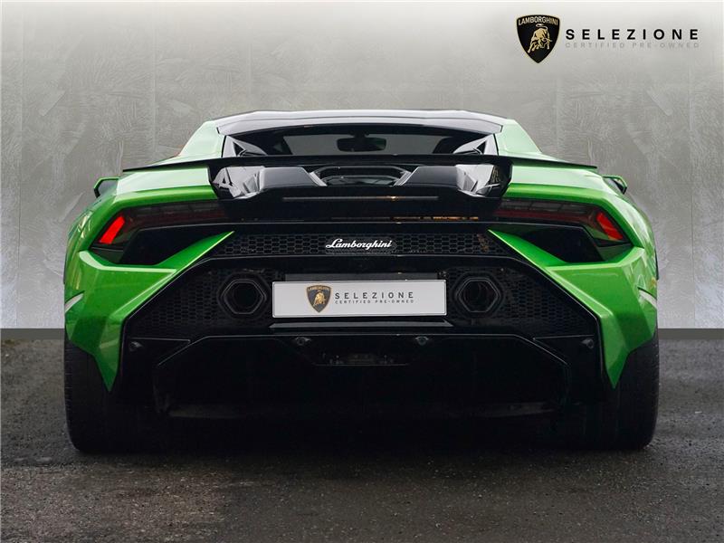 2023 Lamborghini Huracan Tecnica