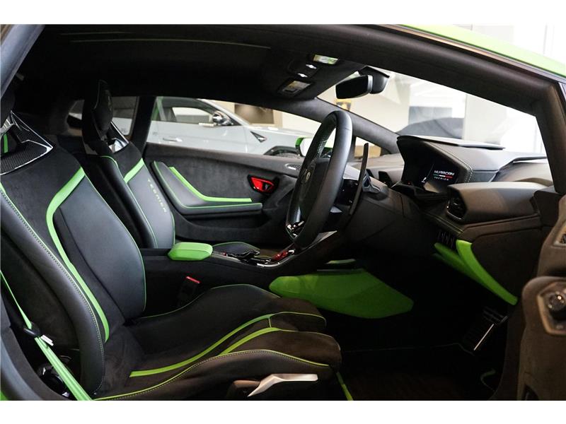 2023 Lamborghini Huracan Tecnica