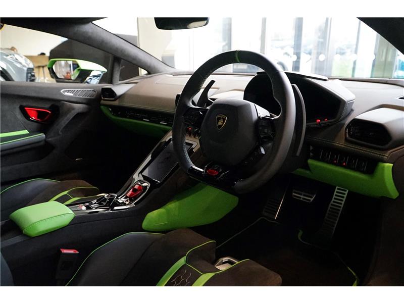 2023 Lamborghini Huracan Tecnica