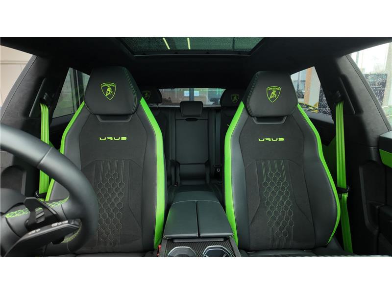 2023 Lamborghini Urus S