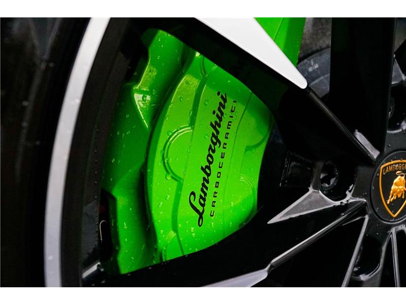 2023 Lamborghini Urus S