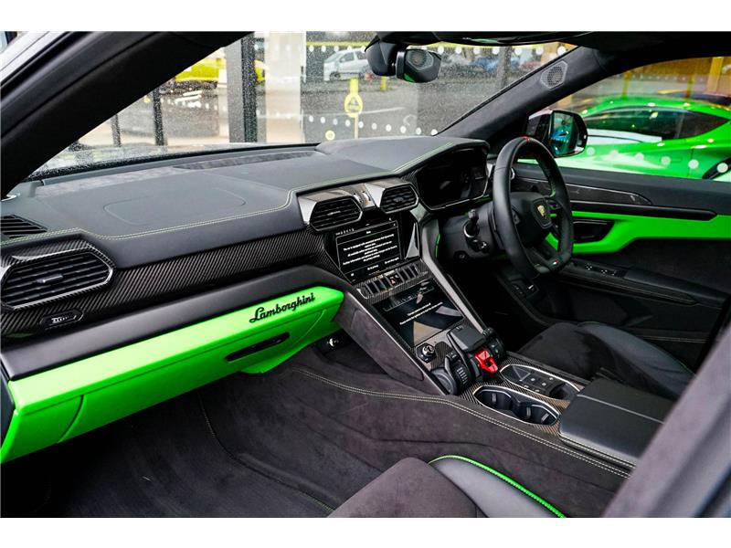 2023 Lamborghini Urus S