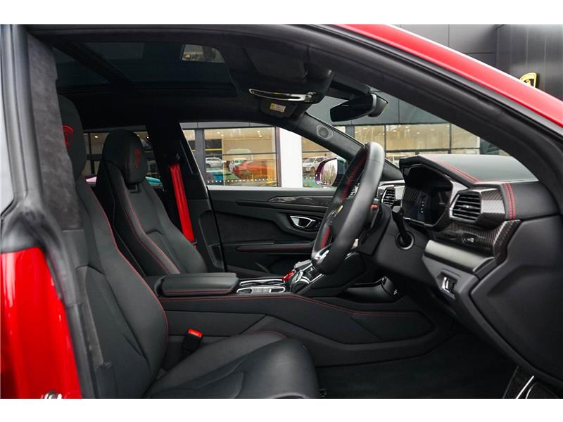 2023 Lamborghini Urus S