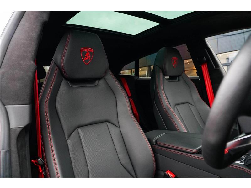 2023 Lamborghini Urus S