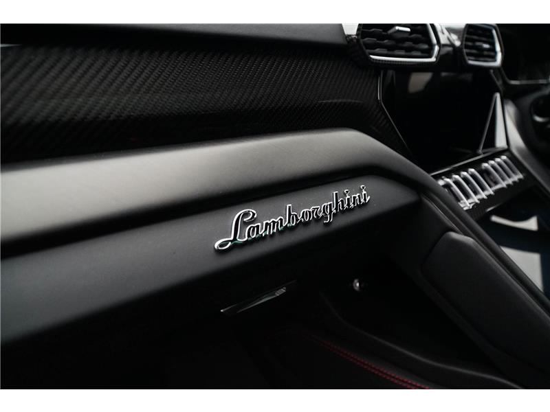 2023 Lamborghini Urus S