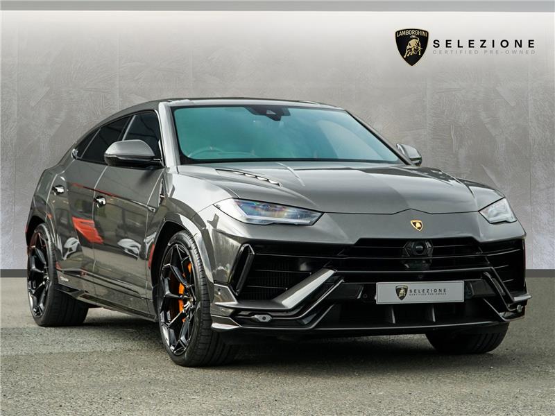 2023 Lamborghini Urus Performante