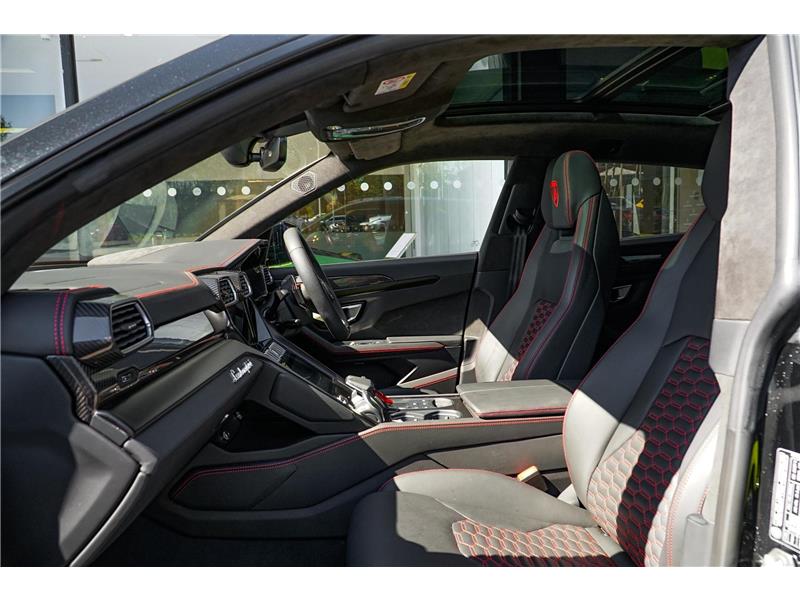 2024 Lamborghini Urus S
