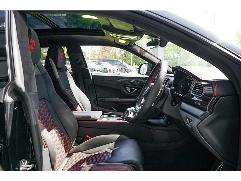 2024 Lamborghini Urus S