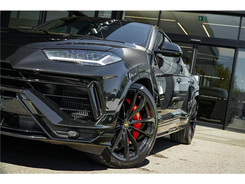 2024 Lamborghini Urus S