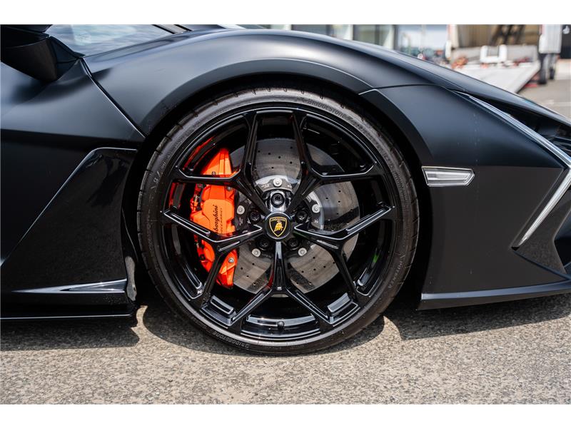 2024 Lamborghini Revuelto 6.5 V12 HPEV