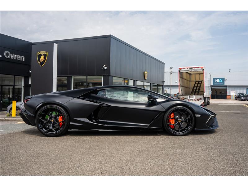 2024 Lamborghini Revuelto 6.5 V12 HPEV