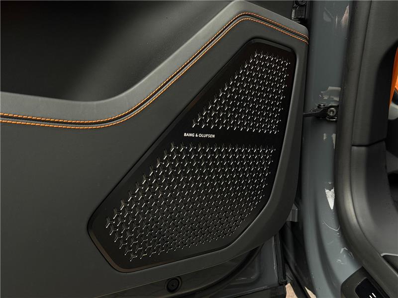 2024 Lamborghini Urus S