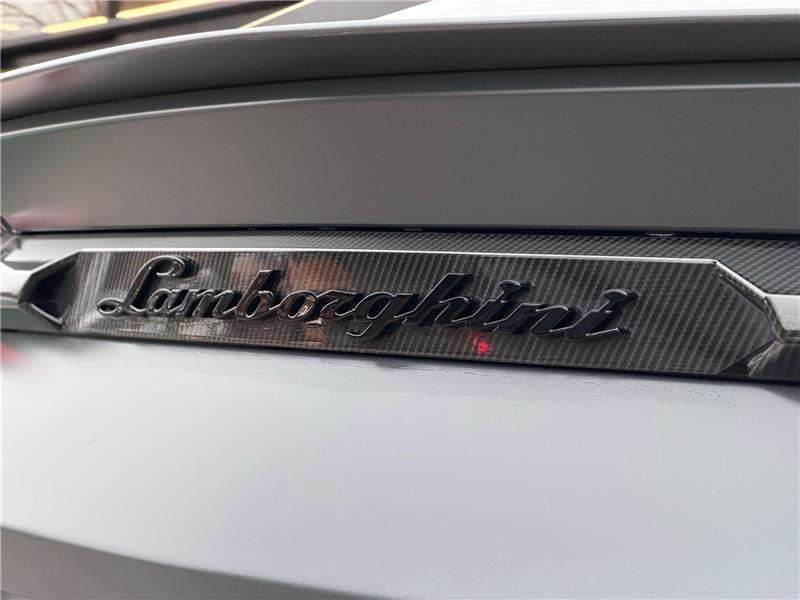 2024 Lamborghini Urus S