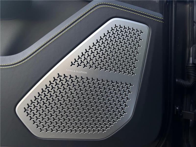 2022 Lamborghini Urus Graphite Capsule