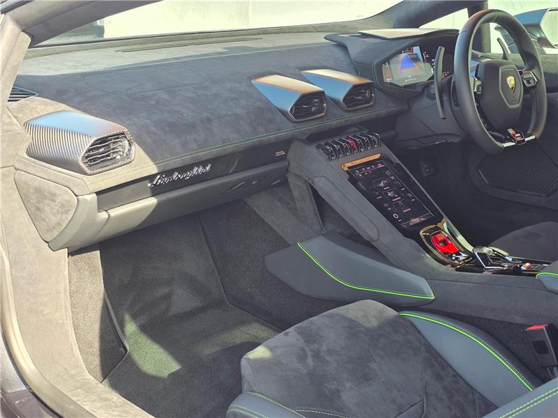 2023 Lamborghini Huracan Tecnica