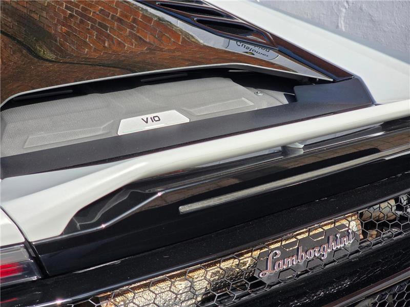 2019 Lamborghini Huracan 5.2 V10 LP 640-4 EVO STD