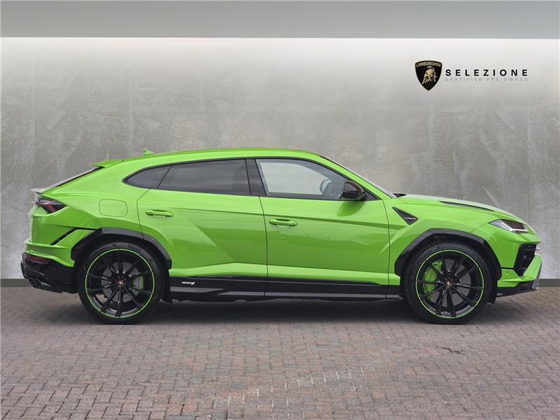 2024 Lamborghini Urus S