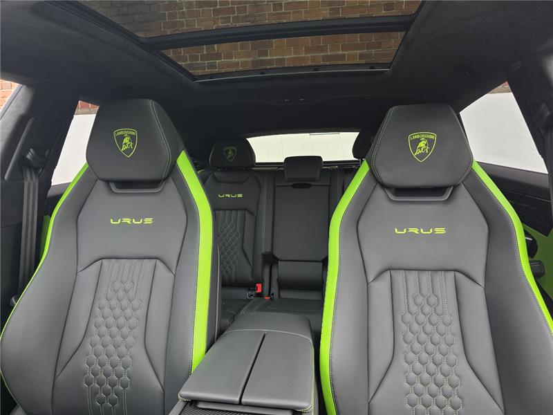 2024 Lamborghini Urus S