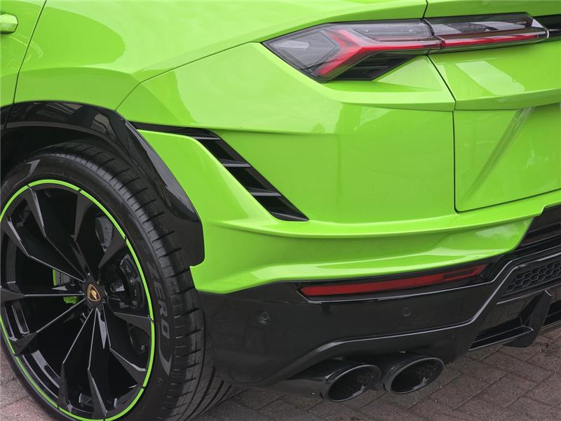 2024 Lamborghini Urus S