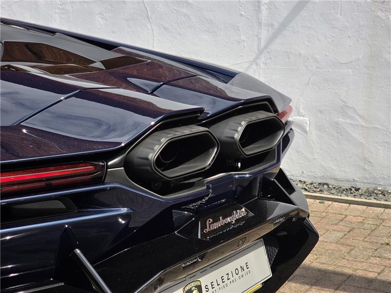 2025 Lamborghini Revuelto 6.5 V12 HPEV