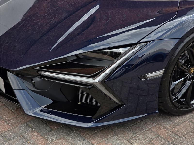 2025 Lamborghini Revuelto 6.5 V12 HPEV
