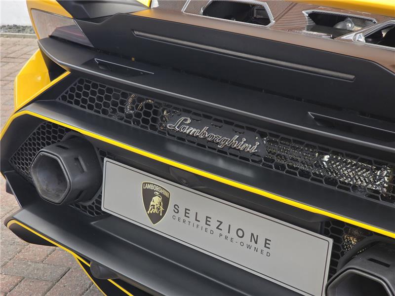 2023 Lamborghini Huracan 5.2 V10 LP 640-2 Tecnica