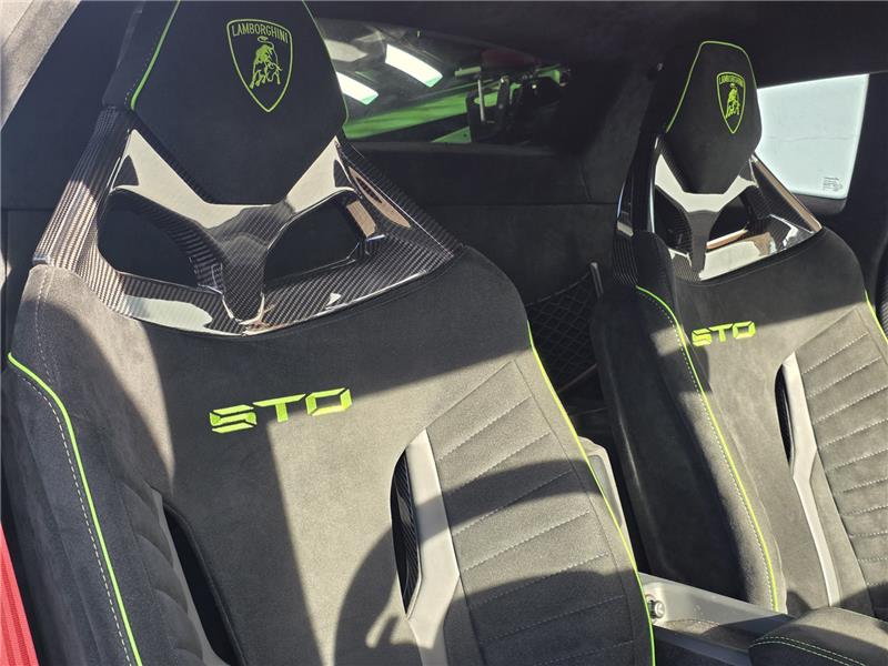 2024 Lamborghini Huracan 5.2 V10 LP 640-2 STO