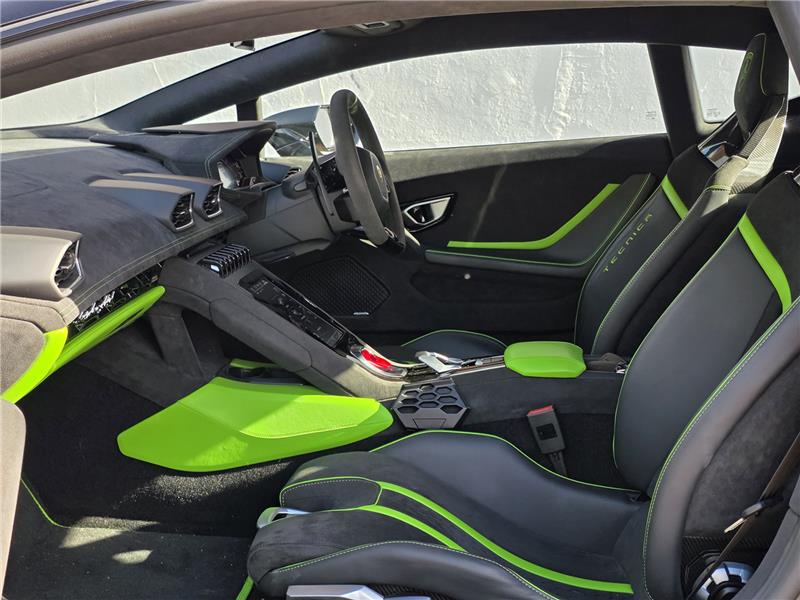 2024 Lamborghini Huracan 5.2 V10 LP 640-2 Tecnica