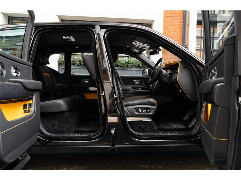 2025 Rolls-Royce Cullinan Series II Black Badge