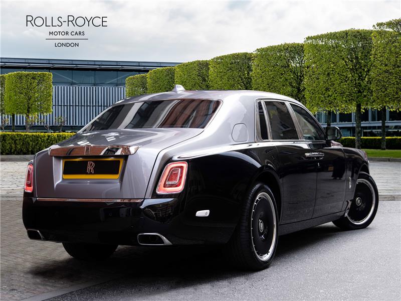 2026 Rolls-Royce Phantom  