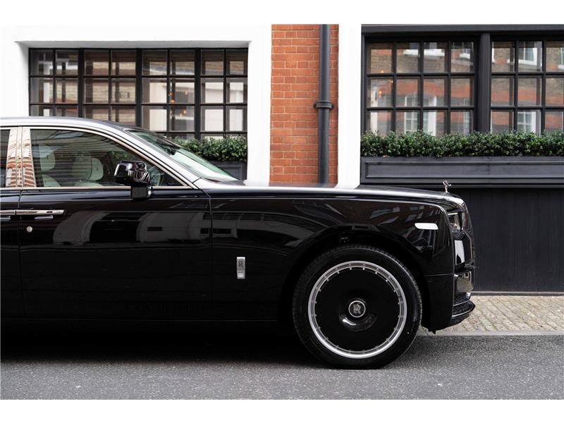 2026 Rolls-Royce Phantom  