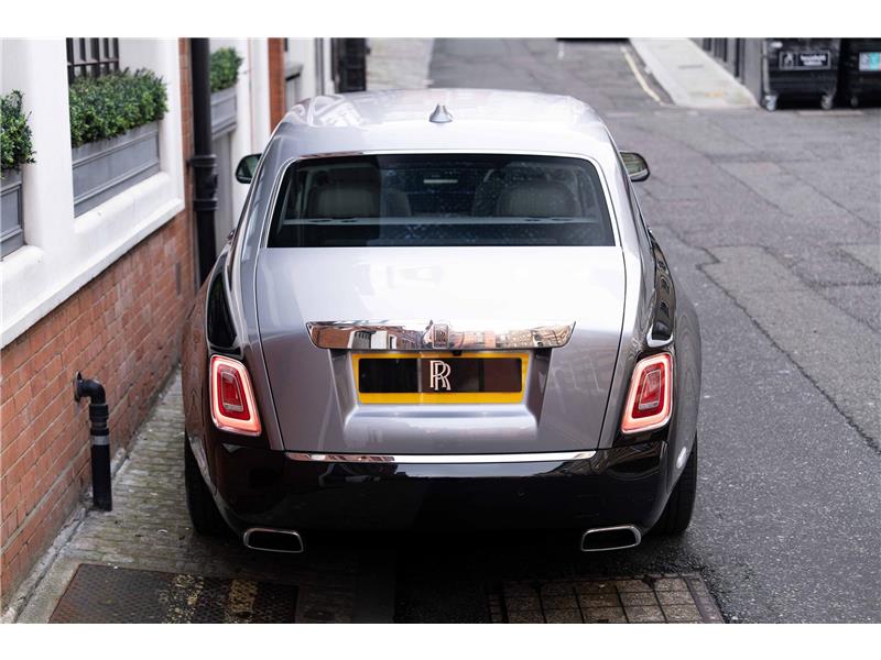 2026 Rolls-Royce Phantom  