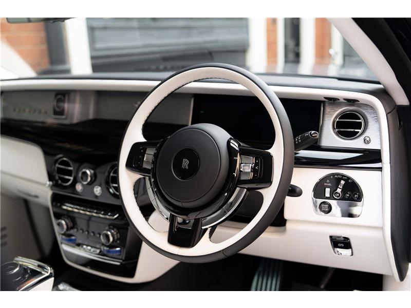 2026 Rolls-Royce Phantom  