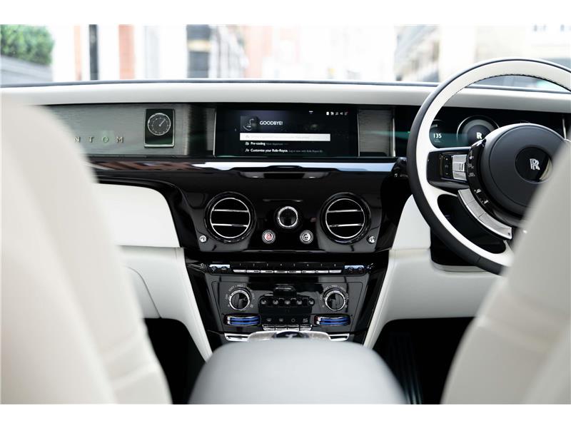 2026 Rolls-Royce Phantom  