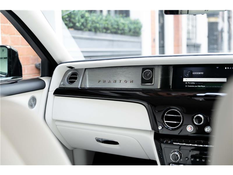 2026 Rolls-Royce Phantom  