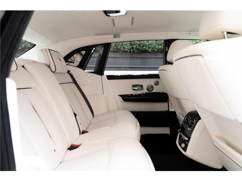 2026 Rolls-Royce Phantom  