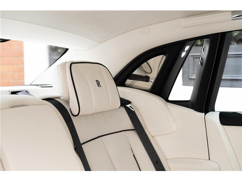 2026 Rolls-Royce Phantom  