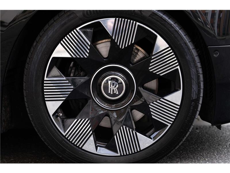 2022 Rolls-Royce Phantom  